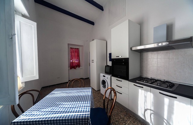 The coral apartment