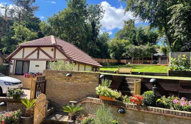 The Cosy Cottage, Old Soles bridge Lane