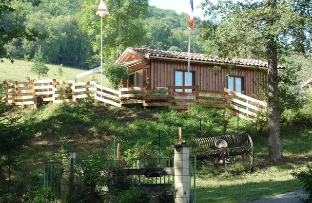 The cottage Baragnou lantern Nalzen