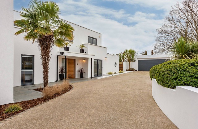 The Crewhouse - Luxury Cottages