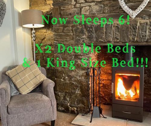 The Cwtch, Log Fire, Sleeps 6, Nr Zip World, Brecon and Bike Park Wales