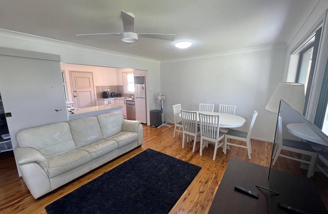 The Entrance & Shelly Beach Holiday House