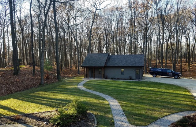 The Esker Ridge Chalet, Pristine Elkhart Solitude