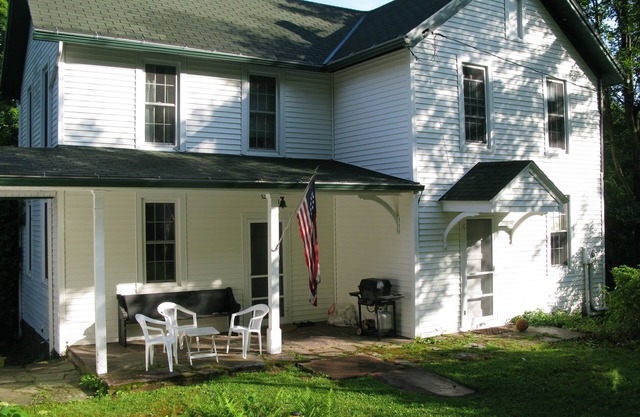 The Farmhouse On North Mountain