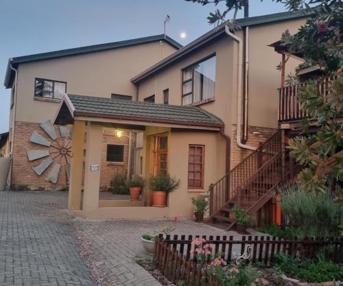 The Fat Mulberry Guest Farm