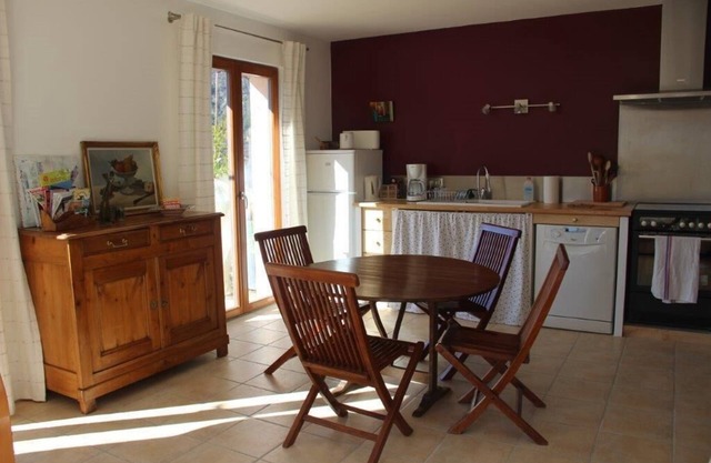 The house Apricot, ground floor, quiet, by nature, close to Nyons