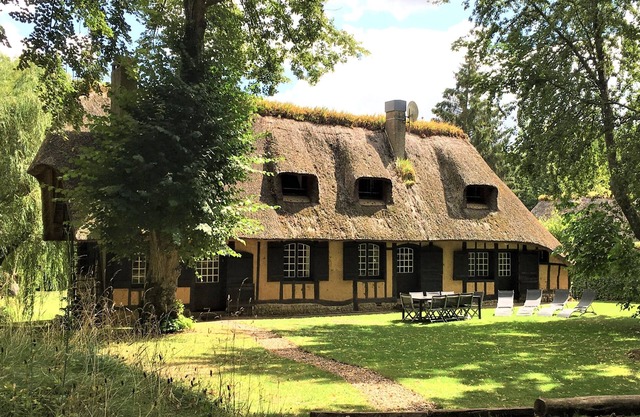 The Gite de l'Aselle. Authentic Norman cottage between the Seine and Bray