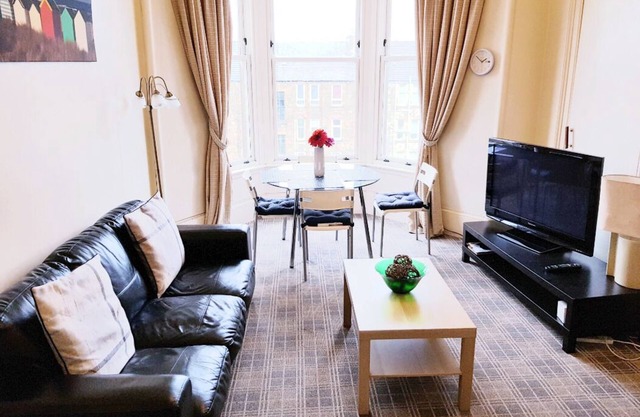 The 'Glen View Apartment' is a self-catering apartment at an attractive place.