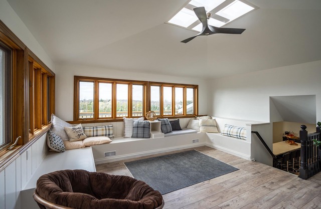 The Hideaway - 35 Acres with Hot Tub, Fire Pit, & BBQ