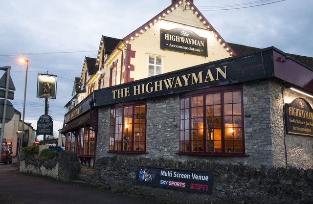 The Highwayman Inn