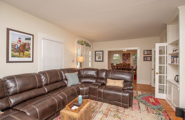 ❤ The Hillcrest House w/Private Cottage-Near Frankfort Ave, Downtown, Expo!