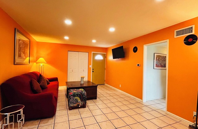 The Imaginare! @ Centrally located Gem by Disneyland/Beach/LA @ You deserve it!