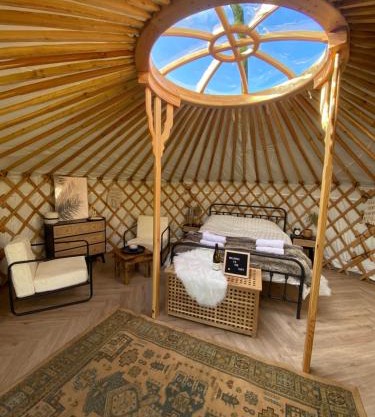 The Isla Yurt