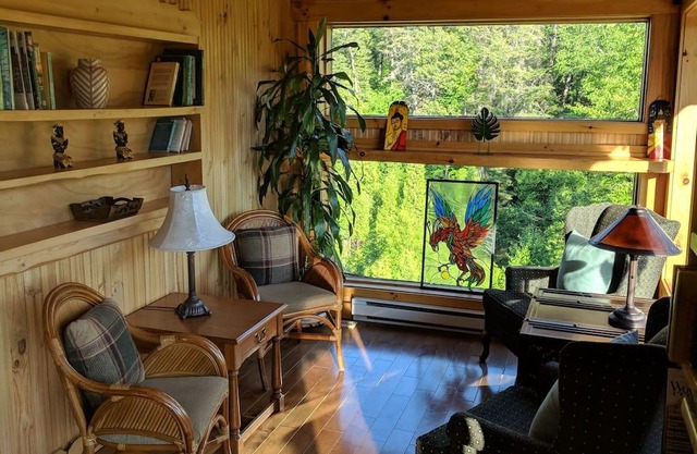 The Land of the Phoenix! Superior lodging in a prime natural setting.