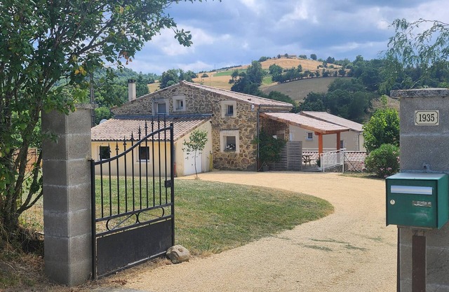 The Le 1935 Holiday Home – Saint Sylvestre