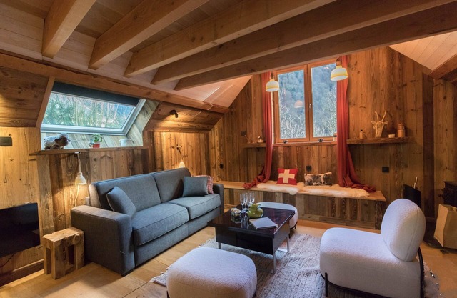 🏔 The Little Barn – A Cozy Hideaway in the Heart of the Pyrenees