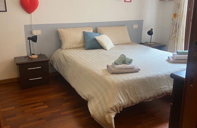 The Little House. Lovely two-room apartment within walking distance of the train station