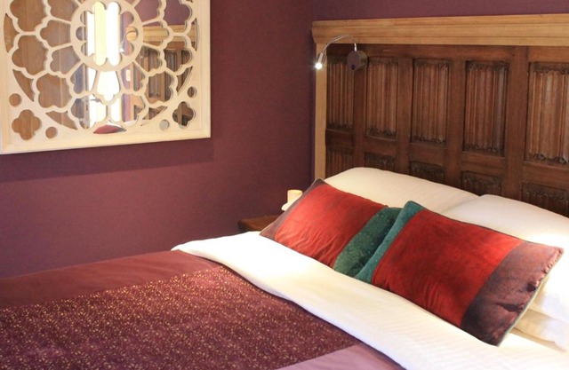 The Lodge at Hemingford Grey House
