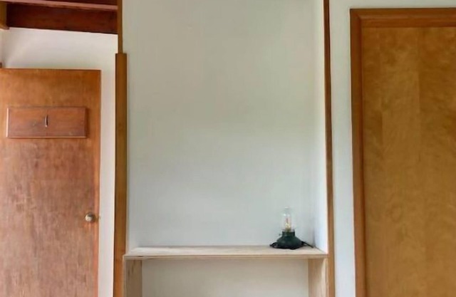 The Lorca ADK Motel Room 4