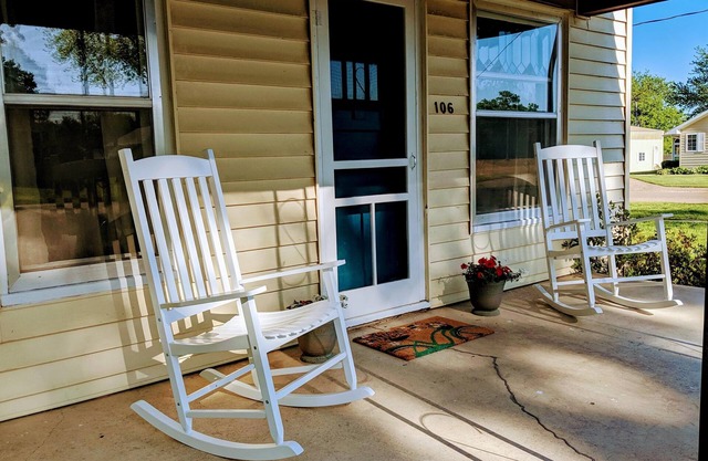 The M Guest House in Red Cloud - Cute & Charming