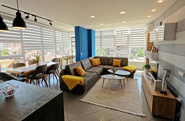 The Modern Pad by PikHost