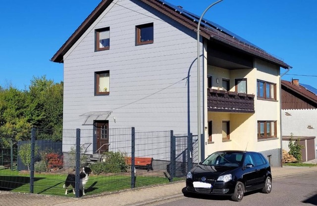 The modern vacation apartment is situated in a quiet location next to the local recreation area