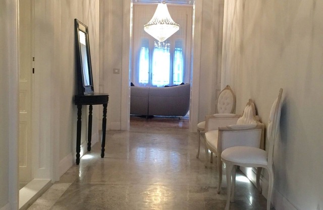 The most luxurious home in the heart of the city