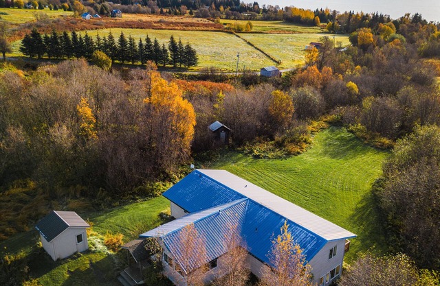 The North Star House; sweeping ocean & mountain views, close to town and harbor