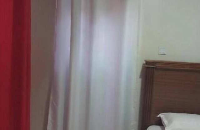The OGT Ltd Single Room with Bathroom #4