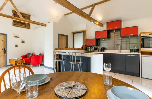 The Old Corn Store | Countryside retreat