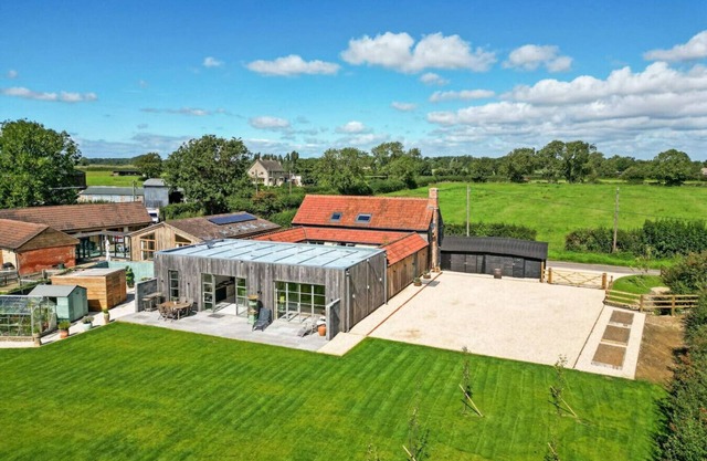 The Old Dairy: A Stunning Detached Rural Retreat