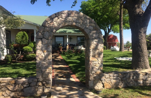 The Old Liberty Schoolhouse B&B