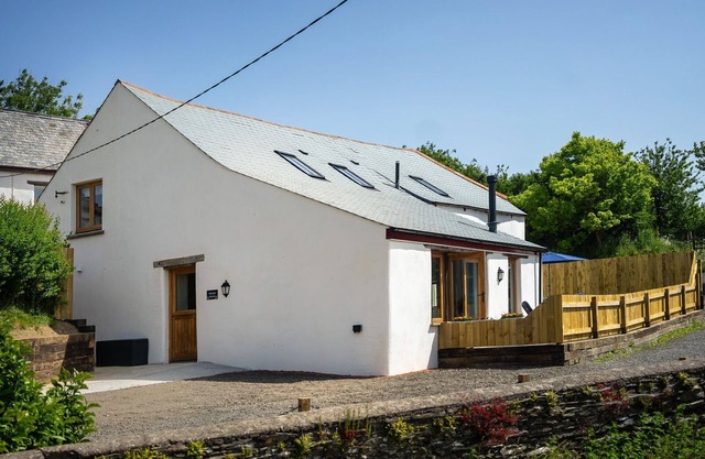 The Old Piggery, countryside accessible cottage