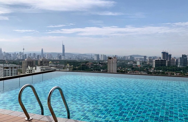 The OOAK Suites & Residences Kiara 163 Mall