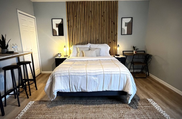 The perfect blend of comfort and convenience in our cozy studio apartment