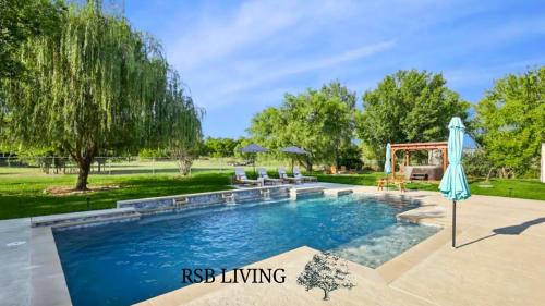 The Perfect Holiday Getaway 5BR 4BA with Pool and Hot Tub