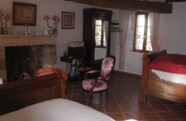THE PINK ROOM *