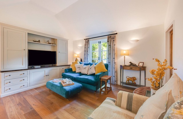 The Potting Shed - One Bedroom House, Sleeps 2