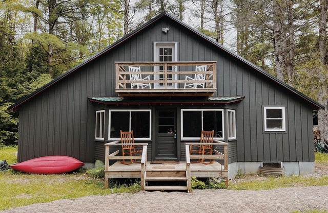 The River House! 25 Private Acres on the Water!