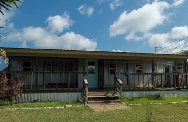 The Rodeo House @ Yellow Rose Canyon