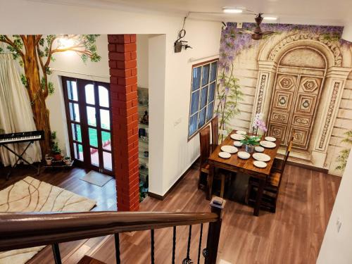 The Rustic Manor - Homestay