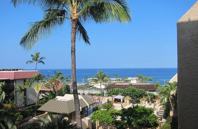 The Seaview at Kona Pacific, 5th floor, Ocean view, 1 Bed/2 Bath
