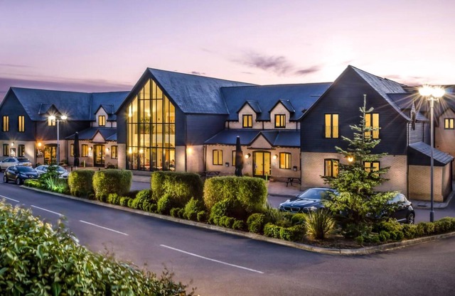 The Sharnbrook Hotel
