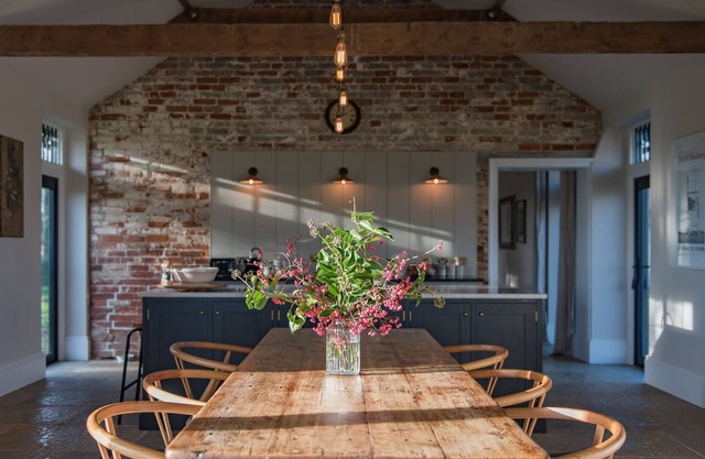 The Stables - beautiful converted stables