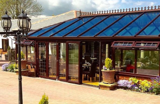 The Stanwick Hotel