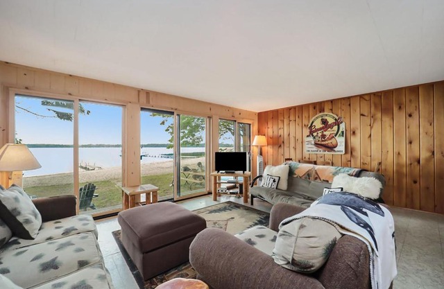 The Summer Cabin