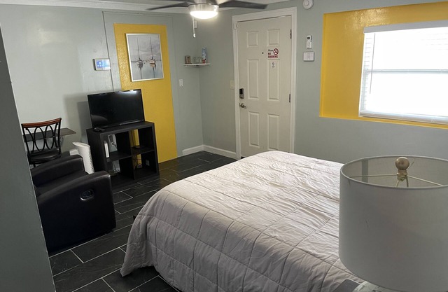 The Sunshine Studio Place