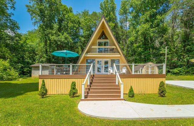 The Tiger Lily - A PMI Scenic City Vacation Rental
