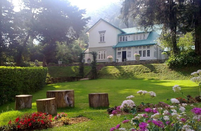 The Tranquil Brockenhurst Bungalow In High Mountain Region Nuwara eliya for 12