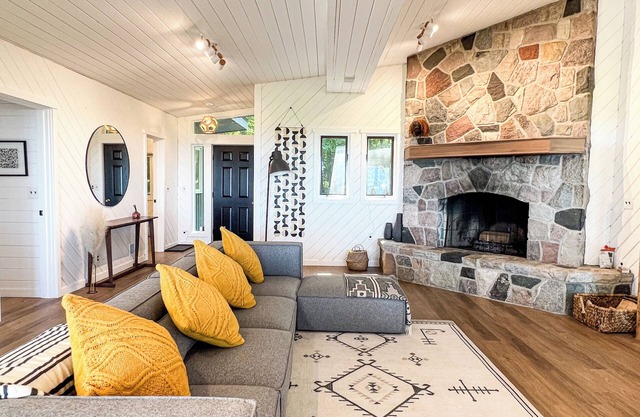 The Treehouse @ Old Trail | Tunnel of Trees | Lake Michigan Access